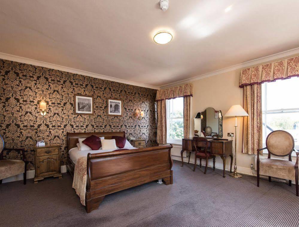 George Hotel By Greene King Inns Huntingdon Buitenkant foto